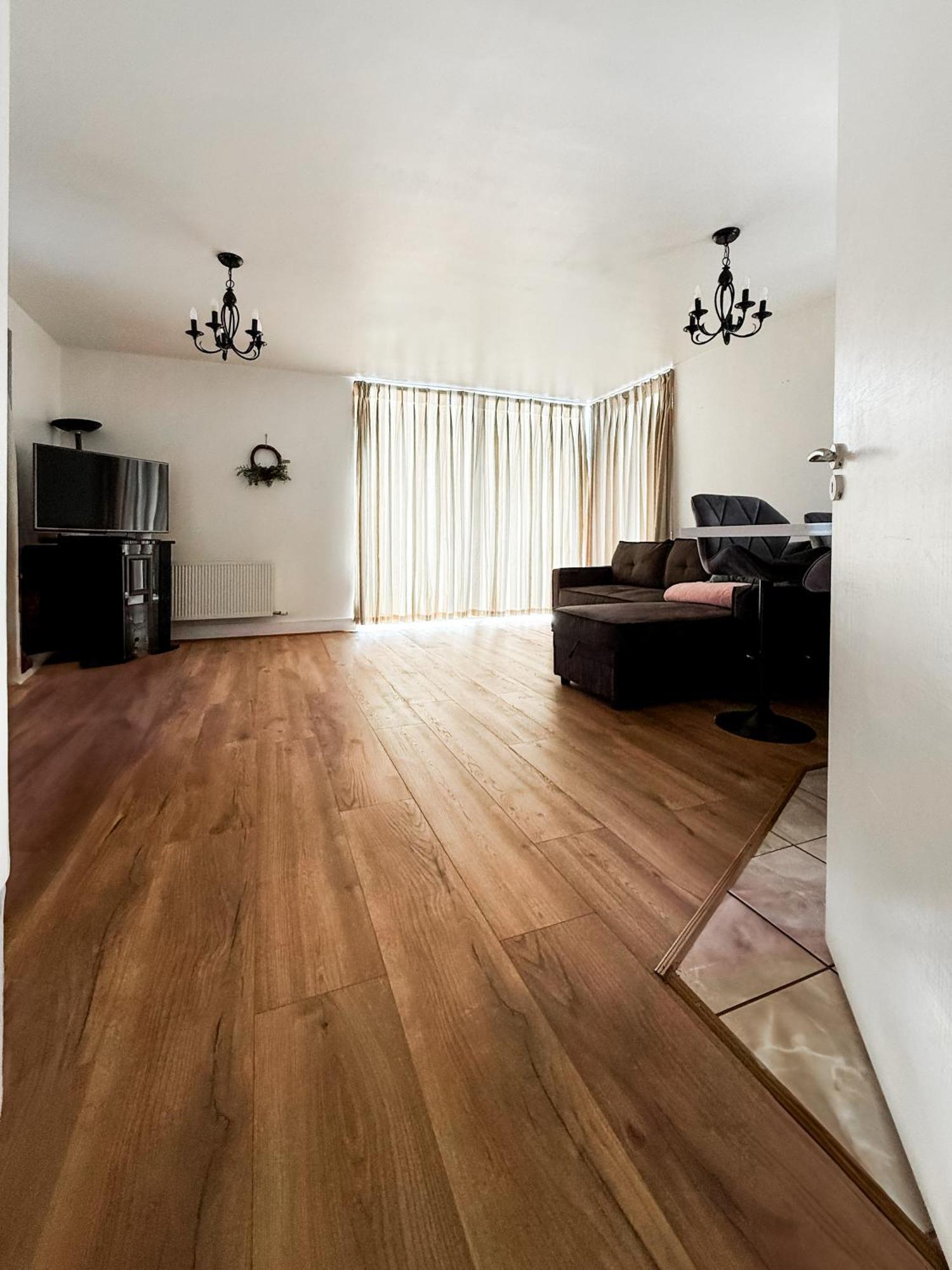 Skyview Retreat Spacious Comfort Lucan Exterior foto