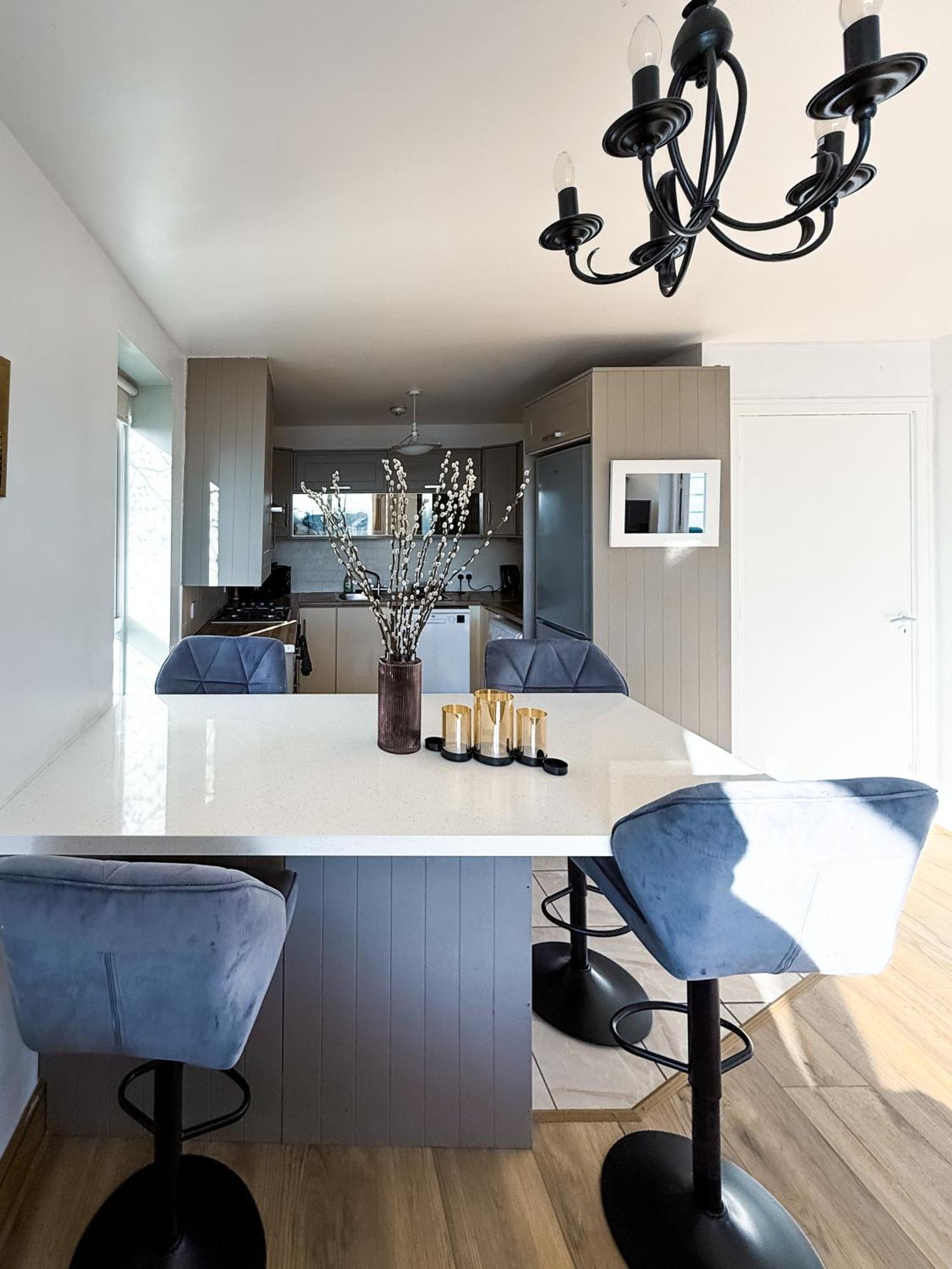 Skyview Retreat Spacious Comfort Lucan Exterior foto